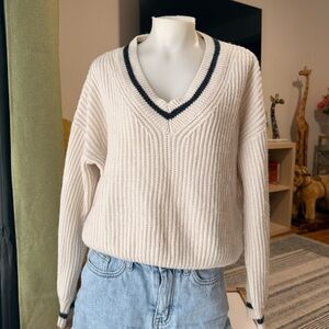 Cream V-Neck Ribbed Sweater with Navy Trim